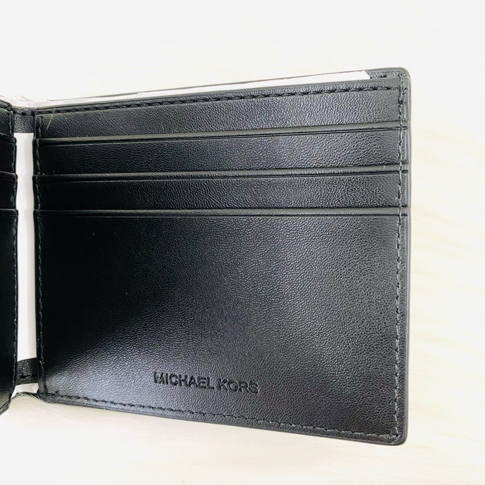 Michael Kors Men’s Harrison Slim Billfold Wallet - Picture 5 of 12